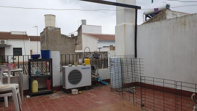 Foto 226d21d3-2ae6-481c-9e41-1408e1112343. Casa adossada a Pilas