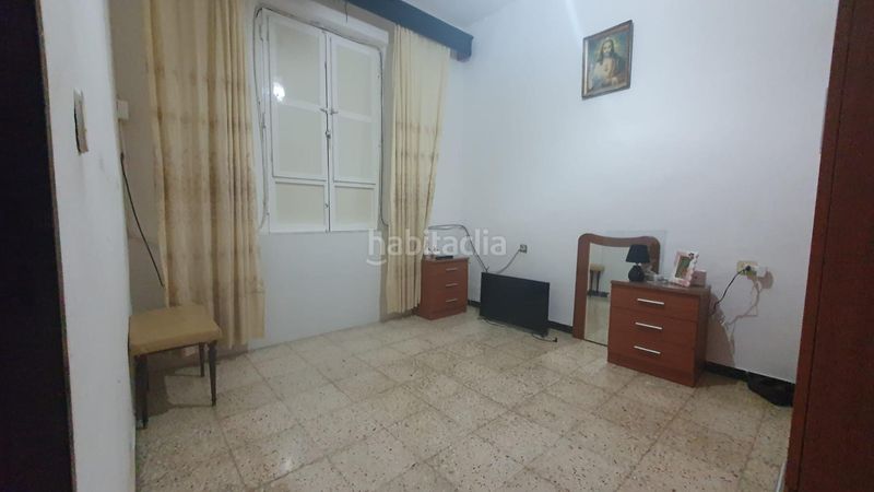 Foto 241f41da-781f-4e35-817f-89c167a5c326. Casa adossada a Pilas