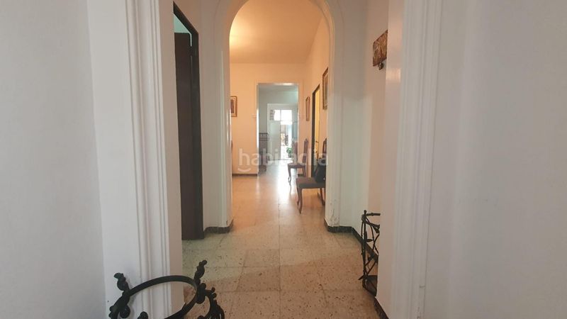 Foto 5c2885c4-dd41-4c83-9758-fd7c604e4033. Casa adossada a Pilas
