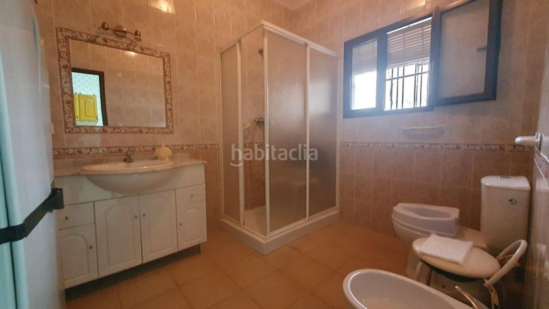 Foto 9f0dd94e-c35d-4d00-b7ef-6359b15b140c. Casa adossada a Pilas