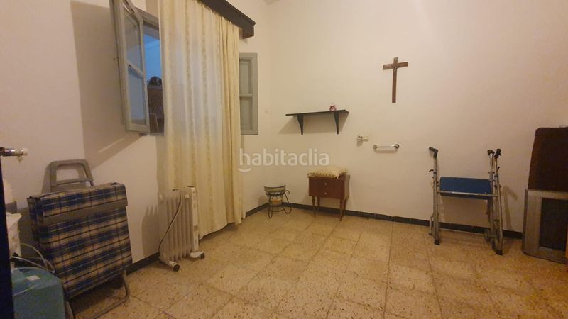Foto aa7d0005-9a61-4f86-84c3-e255399001e9. Casa adossada a Pilas