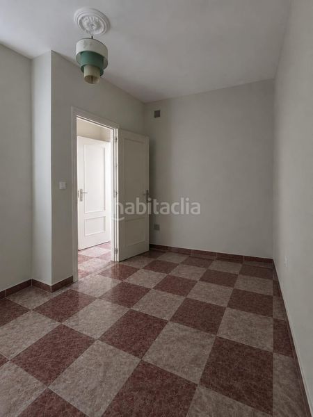 Foto ffb0c457-d19d-4b97-861e-f40cf98a95fe. Casa en Algaba (La)