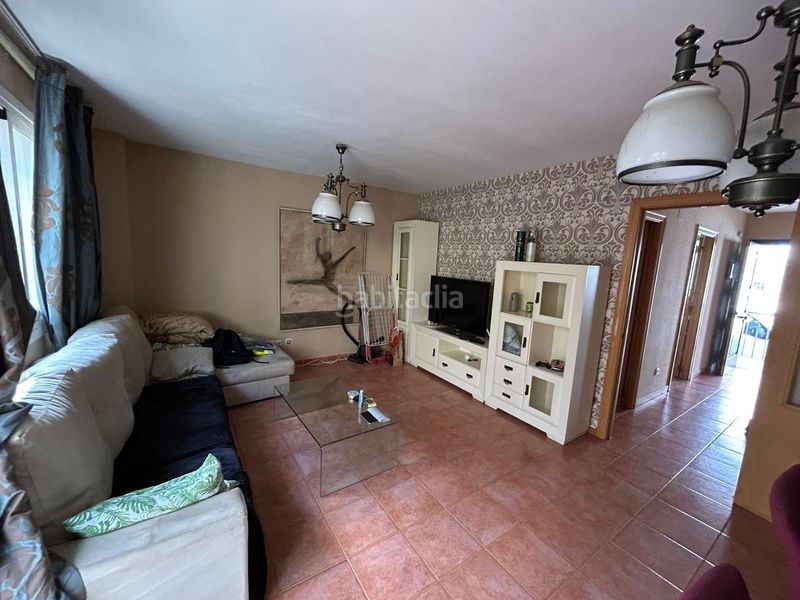 Foto c28167da-78f1-4eb2-97b8-56b42cf4b778. Casa adosada en Algaba (La)