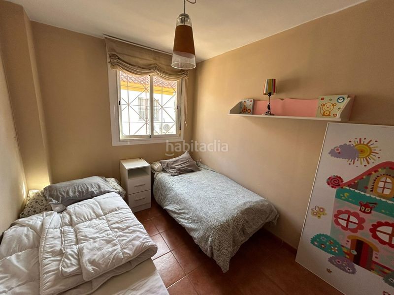 Foto 3b42691a-e2ad-4bb5-bd95-06def5500464. Casa adossada amb aparcament a Algaba (La)