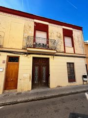 Casa adossada a Centro