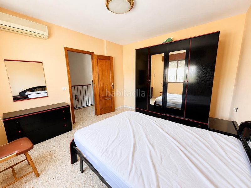 Foto 7d94aa55-3ae0-4942-a61c-44d7ca2c8299. Casa adossada a Salesianos Utrera