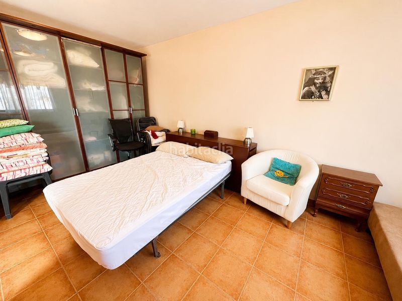 Foto 9a131728-2a95-48e0-8faa-34c094218531. Casa adossada a Salesianos Utrera