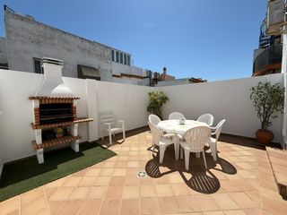 Semi detached house in Calle de Alfonso Chaves