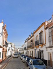 Casa adossada a Calle de Santa María de las Nieves