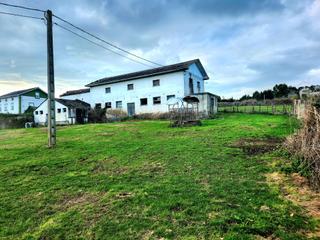 Haus in Coaña. !!oportunidad unica en un entorno privilegiado!! casa con fincas