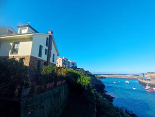 Casa  Calle pozo. Espectacular casa con vistas al mar en el puerto de tapia de cas