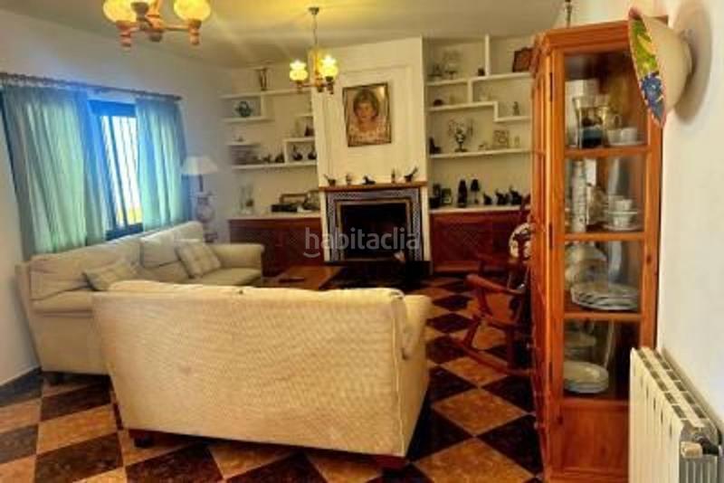 Foto ab6a1514-d2df-4ec1-a246-3a3fd0bc2913. Casa con riscaldamento parcheggio piscina in El Rosario - Ricmar Marbella