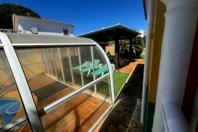Foto cb203f05-9792-4a72-8ea5-212aee733026. Casa con riscaldamento parcheggio piscina in El Rosario - Ricmar Marbella