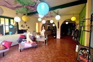 Rez-de-chaussée  Plaza de los caídos. Bajo en venta con pequeño terreno en vega de sariego