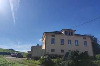 Casa  El vallín. Casa rural con vistas panorámicas al mar en luarca