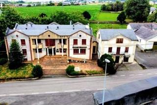 Edifici  Cartavio. Hotel y casa en venta en cartavio coaña