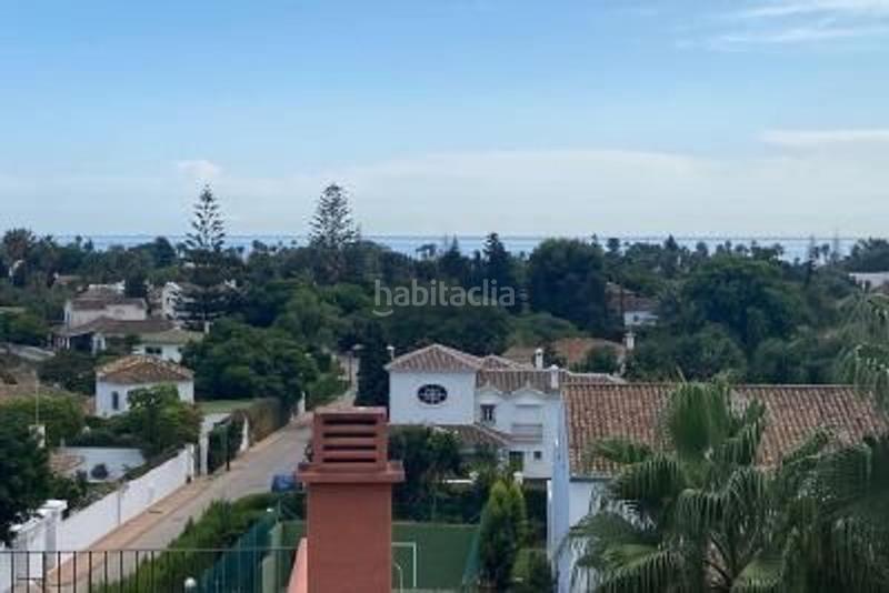 Foto 378981c4-72d4-43b9-b719-e337a2fa4e9d. Zweistöckige wohnung mit pool in Guadalmina Baja Marbella