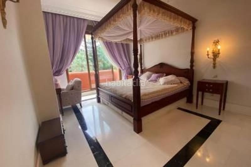 Foto 4f3b42d5-35da-4b1e-99ba-ec6bfe6f0df0. Zweistöckige wohnung mit pool in Guadalmina Baja Marbella