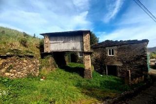Casa  Paramios. Casa rural en los oscos, vegadeo