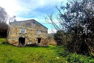 Casa  Vijande. Casa rural al lado del palacio de vixande, vegadeo