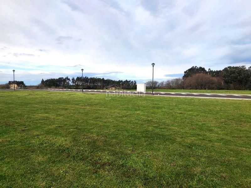 Foto f92f740a-56d5-4ef3-bb64-bd3c91526377. Terreny residencial a Franco (El)