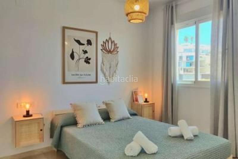 Foto 445c95b5-0c09-4a30-94f3-cf7acd61e155. Piso  con terraza y vistas al mar el carvajal en Benalmádena