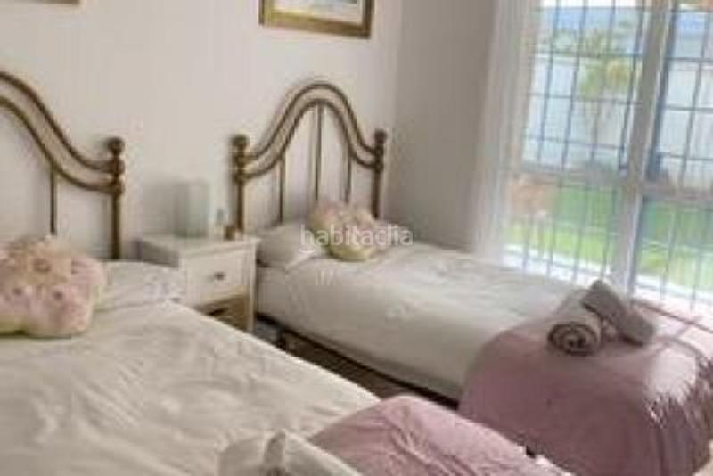 Foto 0e5e6c38-94b4-4db8-b316-86d79abb03a4. Piso gran oportunidad en Calahonda en Calahonda Mijas
