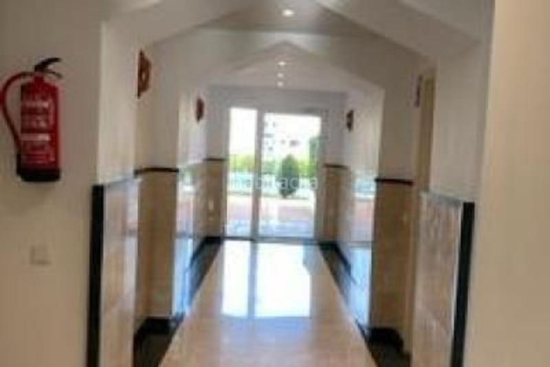 Foto 52cee236-5137-411d-b464-bf5cf87fe33f. Piso gran oportunidad en Calahonda en Calahonda Mijas