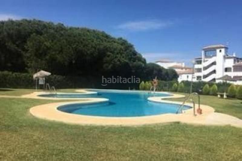 Foto 7307b08d-60e3-4879-8893-4b18dfd9baba. Piso gran oportunidad en Calahonda en Calahonda Mijas