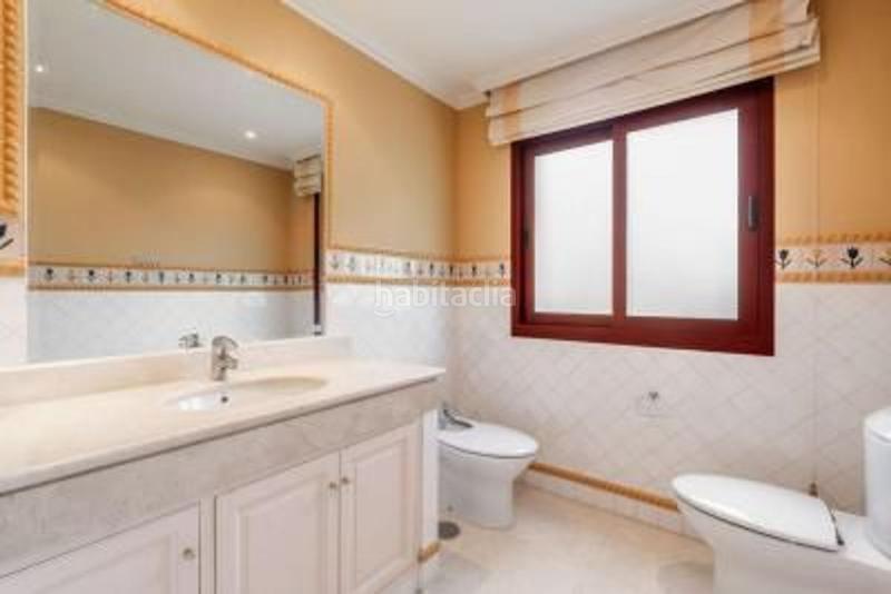 Foto 19fa44e8-62cb-4eb5-a614-c43d7ac11a0f. Chalet con piscina in Casco Antiguo Marbella