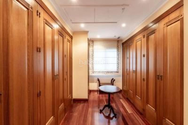 Foto 66b1124d-896e-42c2-8fb6-c52f17816436. Chalet con piscina in Casco Antiguo Marbella