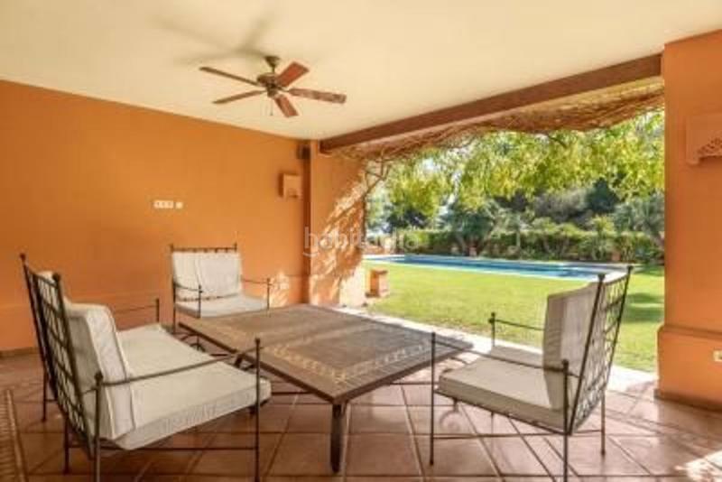 Foto 69345402-7029-4a87-b896-4fe3a4197e46. Chalet con piscina in Casco Antiguo Marbella