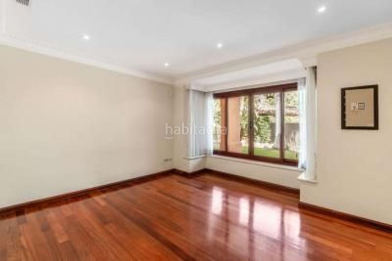 Foto 6cd92415-afa9-4b3c-96fb-2f82f367be0a. Chalet con piscina in Casco Antiguo Marbella