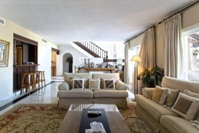 Foto d14a7b09-f90c-4c41-90de-131c2bb57f43. Chalet encantadora residencia estilo cortijo en Casco Antiguo Marbella