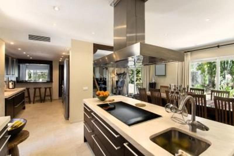 Foto d952436f-563c-40f0-967f-fb282ff465b8. Chalet encantadora residencia estilo cortijo en Casco Antiguo Marbella