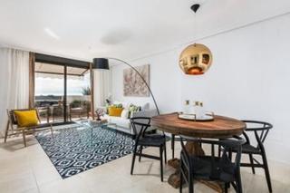 Àtic a Centro. Ático dúplex con impresionantes vistas al mar en selwo, estepona