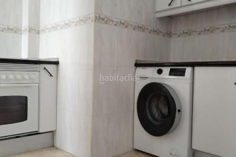Foto bc444652-2255-41c3-9831-e3f0e96dc151. Piso  de 3 dormitorios en Playa de los Boliches Fuengirola