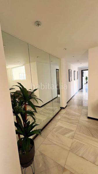 Foto 0eb99343-ce22-41bb-aba5-b8da33c912a8. Büro mit heizung parking in Ricardo Soriano Marbella