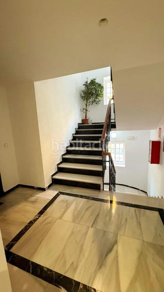 Foto 3a62f886-9c0b-4fa2-843f-1ff187fd3428. Büro mit heizung parking in Ricardo Soriano Marbella