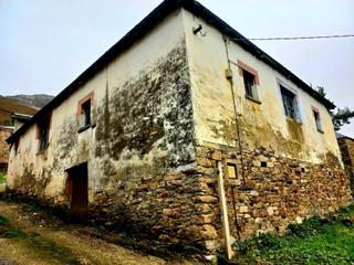 Masia a Lugar busmayor 10. Casa de pueblo en el encantador pueblo de busmayor en el concejo