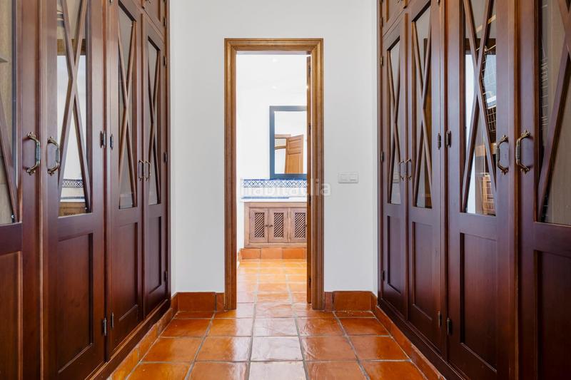 Foto 6c26efde-803e-4be4-8544-08266d5b6078. Casa a schiera con riscaldamento parcheggio piscina in Marbella