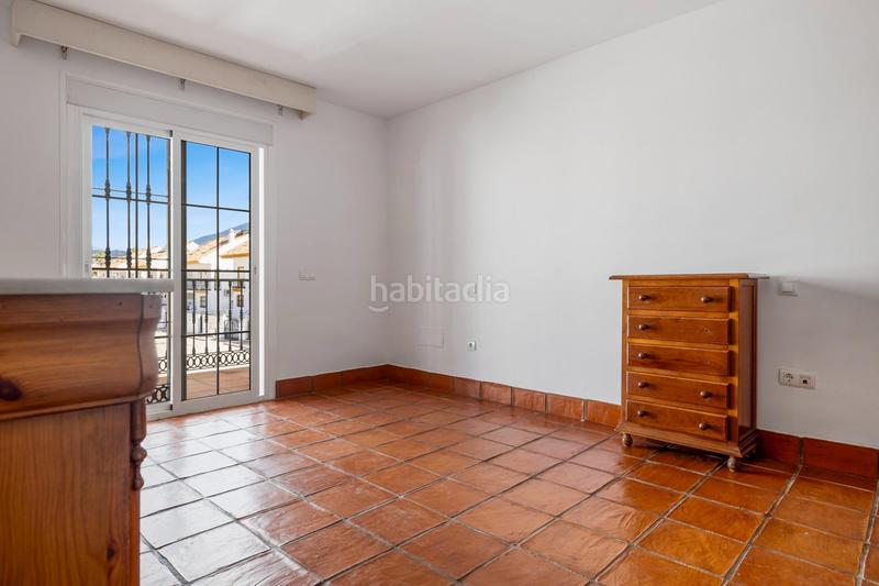 Foto d8348239-924f-4b9d-a4ea-02d504ebafa8. Casa a schiera con riscaldamento parcheggio piscina in Marbella