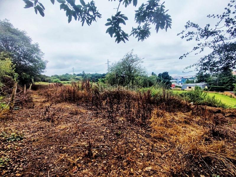 Foto 237f1da9-7e73-48d3-af48-e3c04fc31dbb. Terrain résidentiel dans Colloto Oviedo