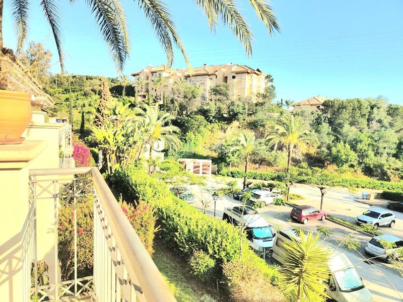 Foto 0a684fb6-3255-42da-a161-d7b7976e6e46. Apartament amb calefacció aparcament piscina a Río Real Marbella
