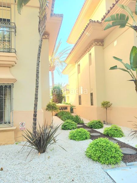 Foto 3593a3ca-5f68-4276-9d5a-dbe66c53a511. Apartament amb calefacció aparcament piscina a Río Real Marbella