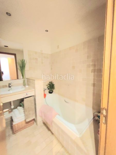 Foto 44eb5a15-691f-461c-b076-1054dea0bb39. Apartament amb calefacció aparcament piscina a Río Real Marbella