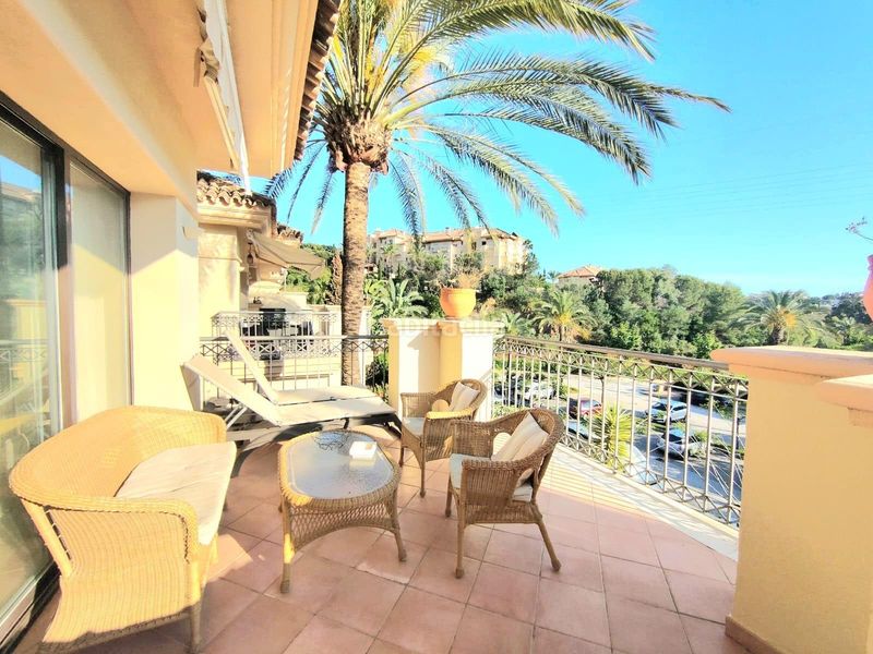 Foto 564229d8-ddb8-4df1-b3f6-cad34bc80e4b. Apartament amb calefacció aparcament piscina a Río Real Marbella