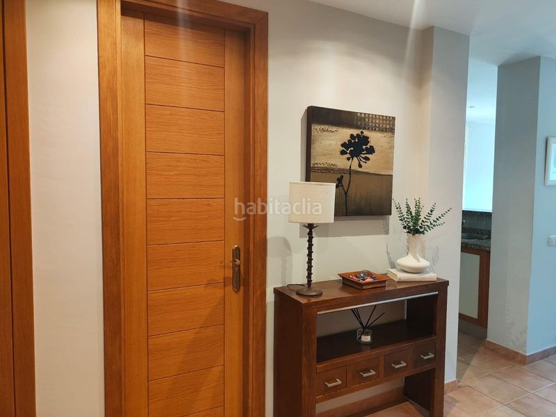 Foto 82bd585a-2058-433f-adb2-d7f6ea832c10. Apartament amb calefacció aparcament piscina a Río Real Marbella