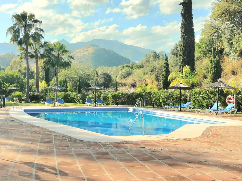 Foto 8407980b-b5f6-46e0-a64f-b1cc2f8c9dfc. Apartament amb calefacció aparcament piscina a Río Real Marbella