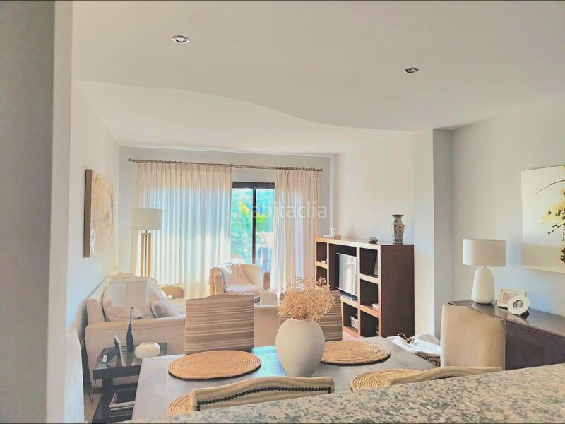 Foto b81b0332-1b78-477d-82dc-fb61a0cbb476. Apartament amb calefacció aparcament piscina a Río Real Marbella